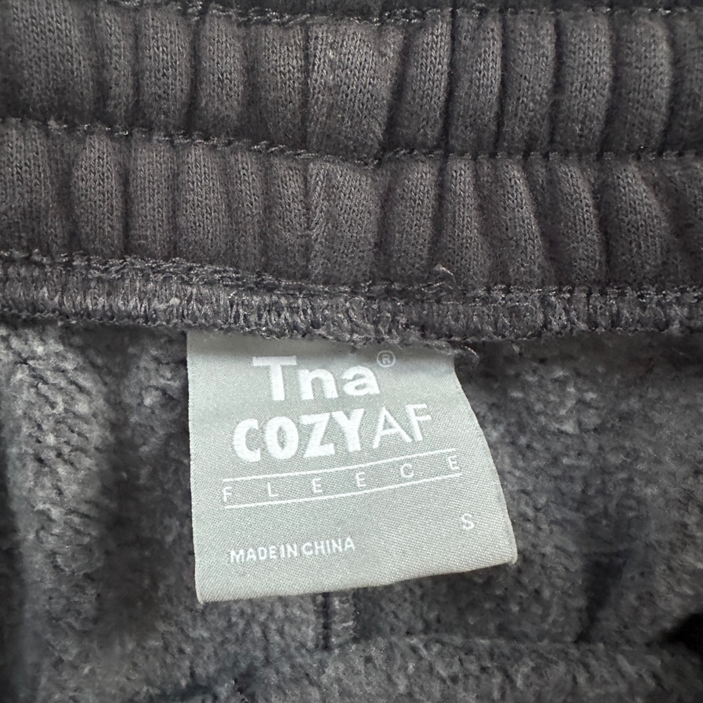 Aritzia Tna Cozy AF sweatpant